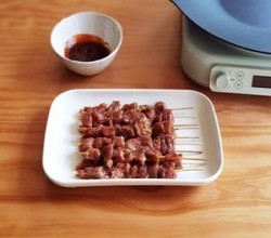 香烤牛肉串｜北鼎烤肉锅的做法 步骤6