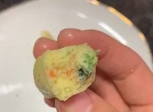 宝宝辅食：土豆时蔬软肠的做法 步骤13