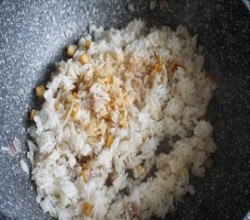 牛肉粒蔬菜炒饭的做法 步骤9