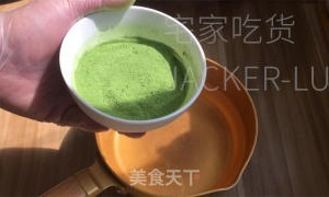 抹茶脆皮奶油杯、香脆巧克力脆皮、清新茶香奶油，令人回味无穷。