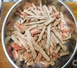 自制麻辣牛肉干的做法 步骤3