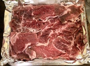 万能配方简单易做零失败的秘制烤肉（香烤牛仔骨、牛扒、猪肉、鸡翅）的做法 步骤2