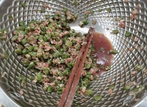 四季豆猪肉馅水饺的做法 步骤9