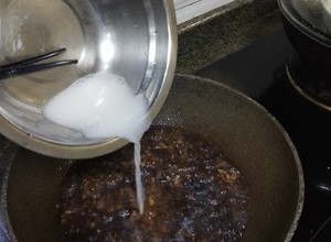 鸡蛋抱豆腐的做法 步骤6