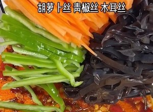 用鸡胸肉代替猪肉炒的鱼香肉丝，味道绝了❗️的做法 步骤7