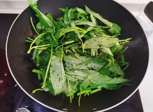 快手家常菜——【沙茶空心菜】的做法 步骤8