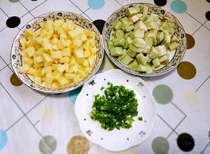 土豆炖茄子(东北菜)