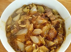 地道东北猪肉白菜炖粉条的做法 步骤10