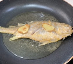 🐟香煎黄花鱼（外焦里嫩技巧）的做法 步骤7