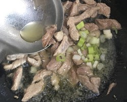 清淡鲜美༄「黄瓜🥒瘦肉汤」༄的做法 步骤6