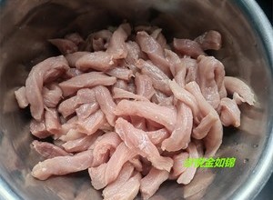 原汁原味的蒸制猪肉条零嘴的做法 步骤5