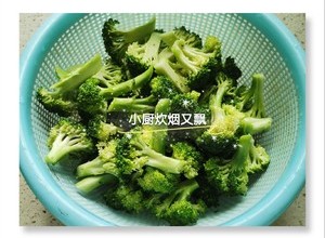 简单好吃的凉拌西兰花