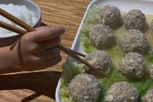 白参豆腐猪肉丸子【3月北鼎蒸炖锅食谱】的做法 步骤10