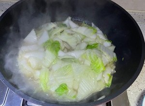 红烧猪肉罐头炖白菜🥬的做法 步骤8