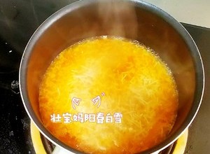 吃一次就爱上的宝宝辅食！西红柿菠菜细汤面（10个月以上婴幼儿辅食）宝宝蔬菜面条！的做法 步骤7