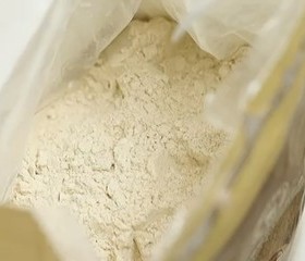 【有奖跟做】70%全麦吐司🍞（烫种➕波兰种）的做法 步骤3