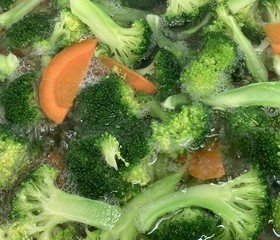 炒西兰花🥦木耳的做法 步骤3