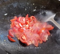 番茄炒鸡蛋（超浓的番茄味）的做法 步骤3