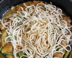 铁锅乱炖（鸡肉茄子豆角土豆南瓜）的做法 步骤10