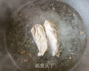 西兰花木耳拌鸡胸