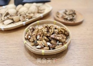 核桃红枣糕