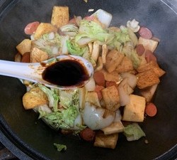 给肉都不换白菜豆腐煲的做法 步骤8