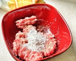 土豆茄子肉末盖浇饭的做法 步骤5