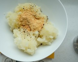 甜椒芥末鸡焗土豆泥【北鼎烤箱食谱】的做法 步骤9