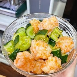 夏日必备凉菜【凉拌虾滑黄瓜】的做法 步骤2