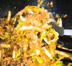 老少皆爱：肉沫白菜粉丝的做法 步骤9