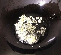 金针菇番茄肥牛卷的做法 步骤7