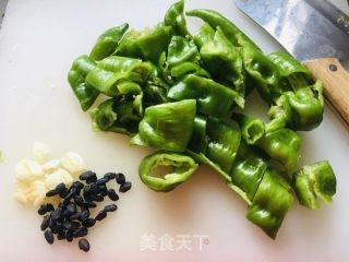 㸆辣椒炒肉