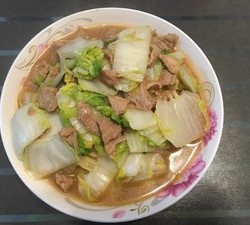 白菜炒肉的做法 步骤6