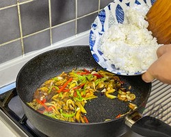 茄子炒饭 丰茂同款的做法 步骤10