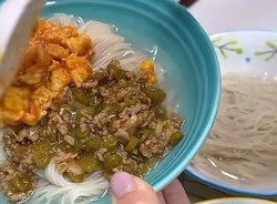 青椒肉丝面，尖椒肉丝打卤面  绿豆沙牛乳  青椒肉沫打卤面  西红柿鸡蛋   豆角肉沫打卤面  茄丁打卤面的做法 步骤15