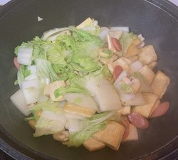 给肉都不换白菜豆腐煲的做法 步骤5