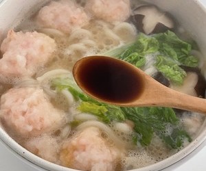 0油低卡！鲜香美味 ｜ 🍜味增虾滑乌冬面的做法 步骤6