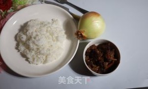 黄洋葱牛肉炒饭