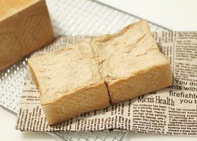 【有奖跟做】70%全麦吐司🍞（烫种➕波兰种）的做法 步骤35