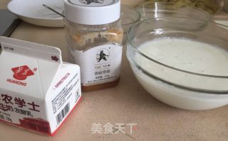 鲜果奶冻