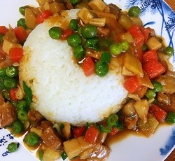 豌豆炒肉-营养丰富-超下饭  不辣（适合挑食偏食的儿童）的做法 步骤13