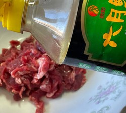 #臻鲜食谱#丰富美味无敌炒年糕的做法 步骤4