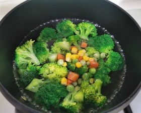 奶香蘑菇鸡肉意面（圣诞老人泡澡版）的做法 步骤27