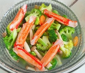 东菱蒸汽锅：花胶莲子瘦肉汽锅汤+蟹棒西兰花的做法 步骤10