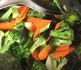 色香味俱全༄「清炒西兰花🥦」༄的做法 步骤12