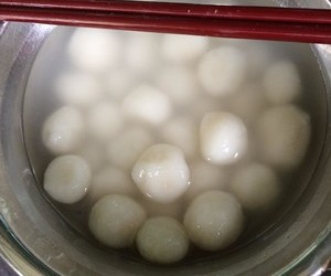 乌镇小吃--黄豆红糖麻糍✺◟(∗❛ัᴗ❛ั∗)◞✺的做法 步骤6