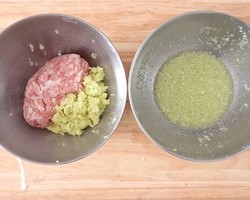 三色白菜猪肉水饺的做法 步骤4