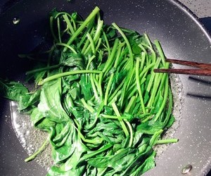 菠菜虾仁奶油意面的做法 步骤8