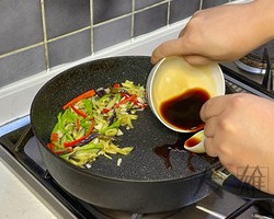 茄子炒饭 丰茂同款的做法 步骤9