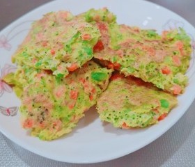 早餐饼（西兰花+胡萝卜版）的做法 步骤5